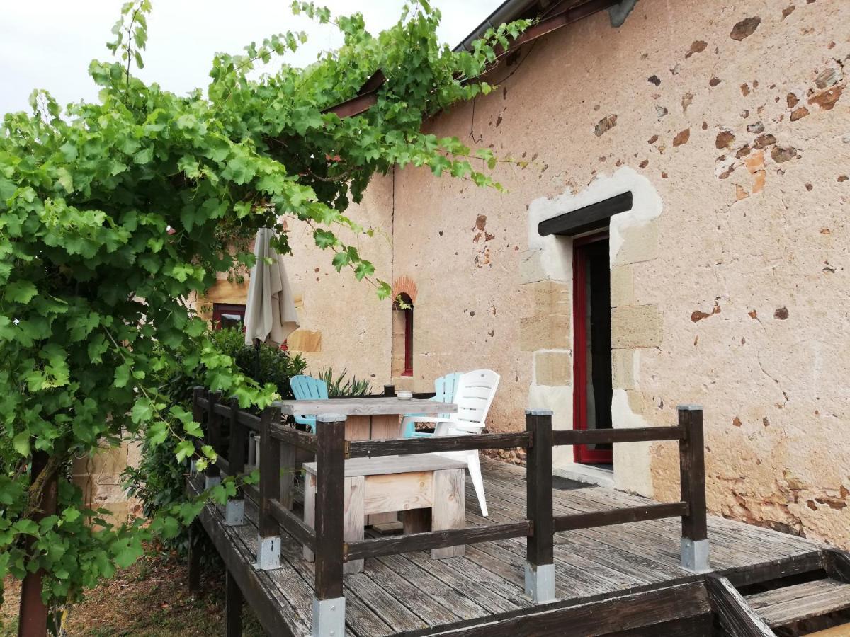 Domaine De La Madeleine Bed & Breakfast Ygrande Exterior foto