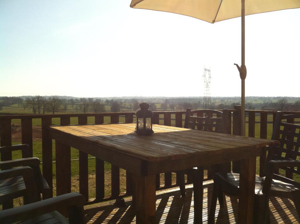 Domaine De La Madeleine Bed & Breakfast Ygrande Cameră foto
