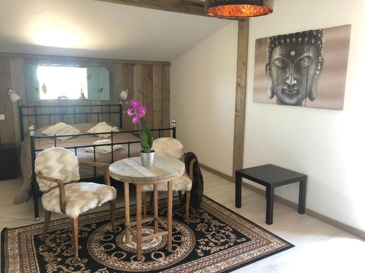 Domaine De La Madeleine Bed & Breakfast Ygrande Exterior foto