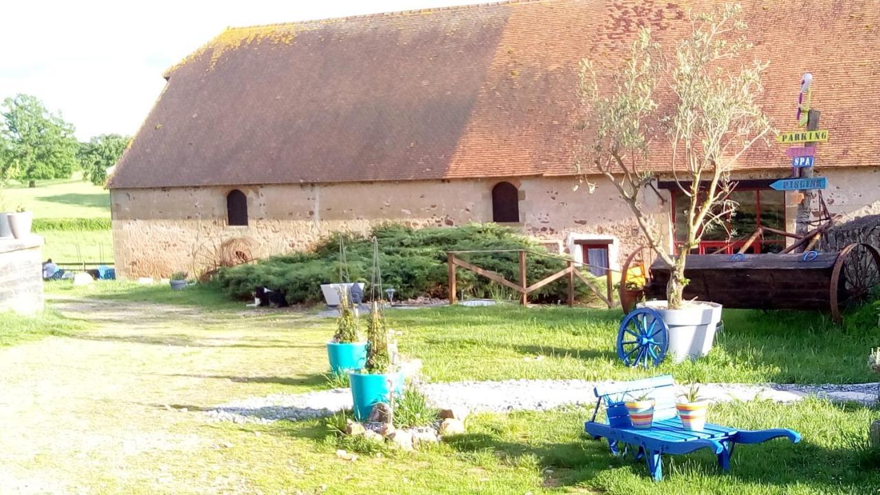 Domaine De La Madeleine Bed & Breakfast Ygrande Exterior foto